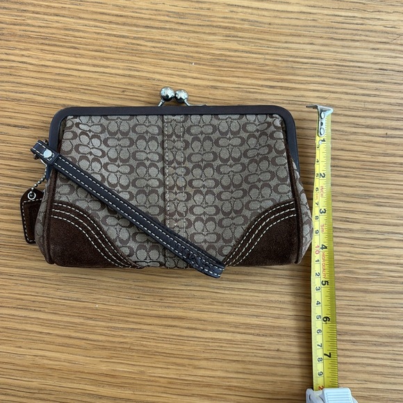 Coach Brown Kisslock Wristlet - Picture 10 of 10